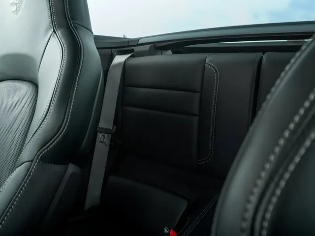 Porsche 911 Targa 4S - PTS China Grey 2022 Benzine 31