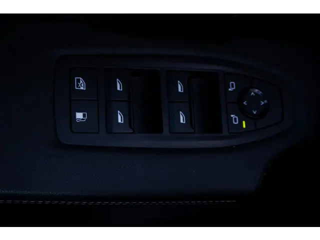 BMW X1 xDrive25e FACELIFT 2023 Hybride Benzine 29