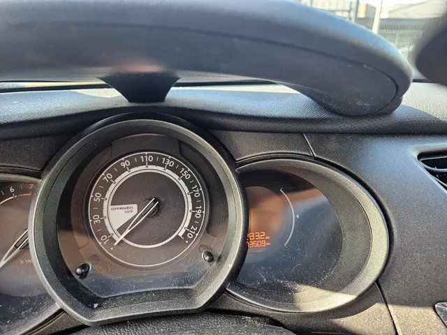 Citroën C3 1.2 PureTech Collection 2015 Benzine 11