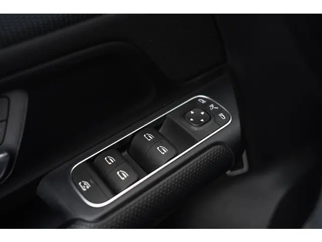 Mercedes-Benz B-Klasse 180d Style 2019 Diesel 35