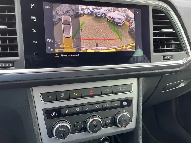 SEAT Ateca 1.5 TSi DSG FR Business Intense 2022 Benzine 20