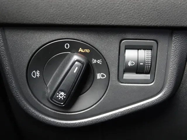 Volkswagen Polo 1.0 TSI Life AUTOM. 2022 Benzine 25