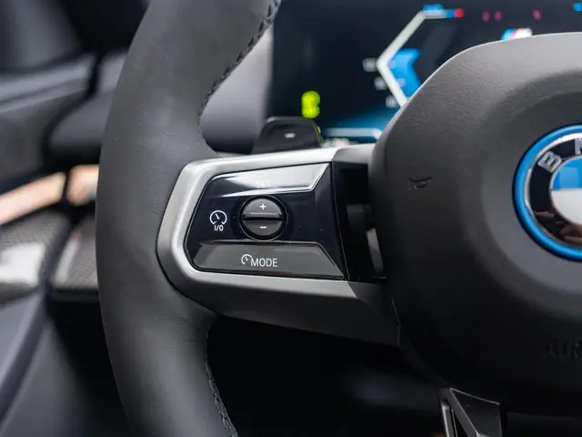 BMW 5 Serie Touring 530e xDrive 2026 Hybride Benzine 26