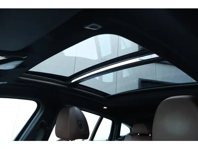 BMW X4 xDrive20d High Executive 2018 Diesel 13