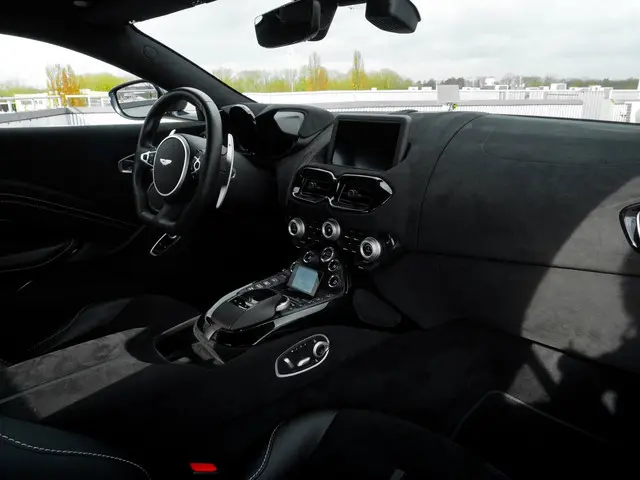 Aston Martin V8 Vantage 4.0 2021 Benzine 6