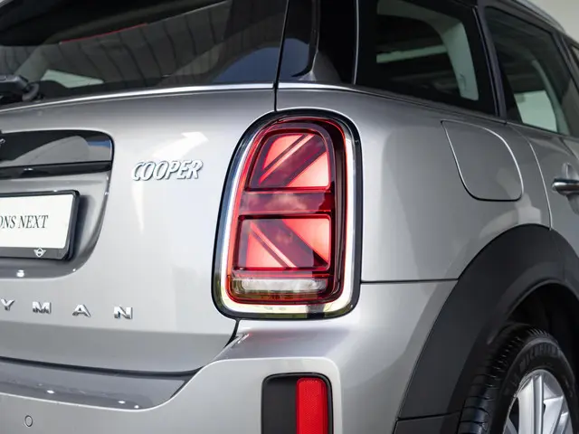 MINI Countryman Cooper Aut. 2023 Benzine 18