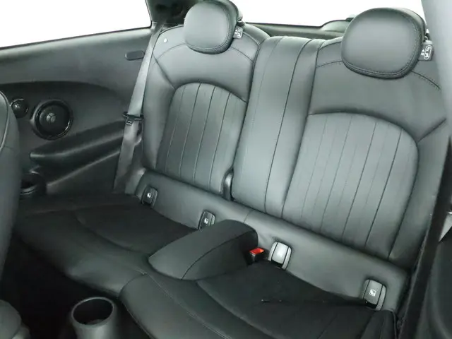 MINI Electric Mini MINI Yours 33 kWh 2023 Elektrisch 15