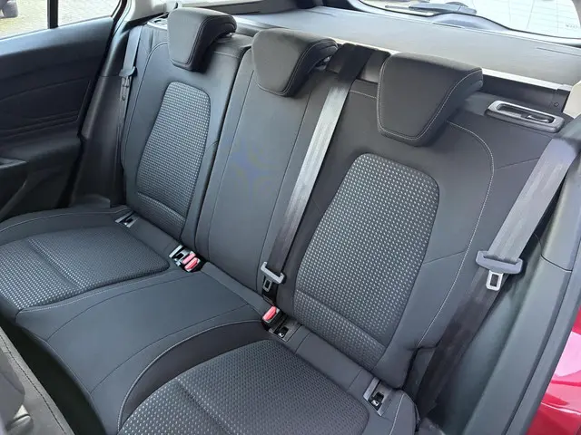 Ford Focus Wagon HELAAS VERKOCHT!!! 2019 Benzine 9