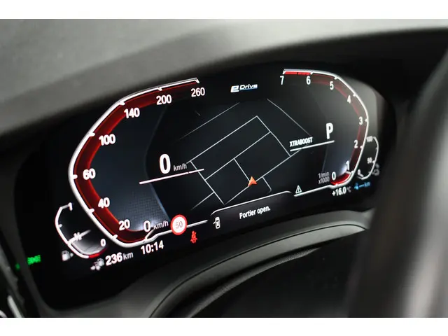 BMW 3 Serie Touring 330e M-Sport 2020 Hybride Benzine 28