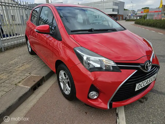 Toyota Yaris 1.0 VVT-i Access camera 2015 Benzine 5