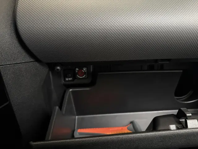 Peugeot 108 1.0 e-VTi Allure 2018 Benzine 37