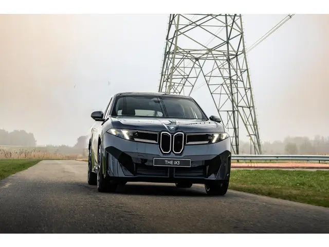 BMW iX3 50 xDrive 2026 Elektrisch 57