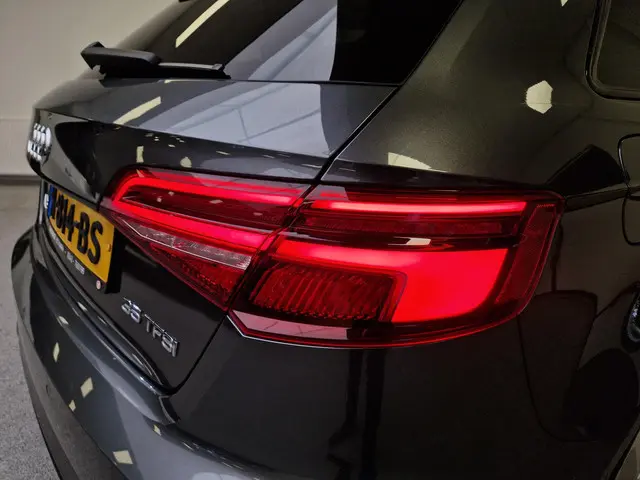 Audi A3 Sportback 35 TFSI CoD 3x S-Line 2020 Benzine 31