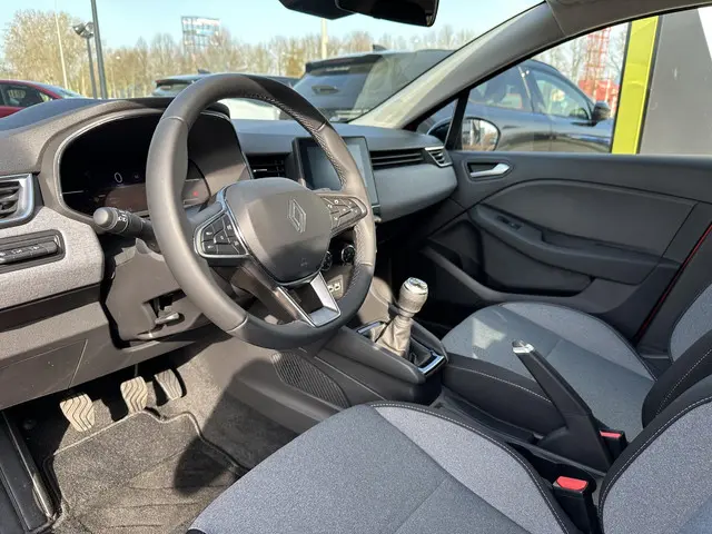 Renault Clio TCe 90 GPF Evolution 2025 Benzine 10