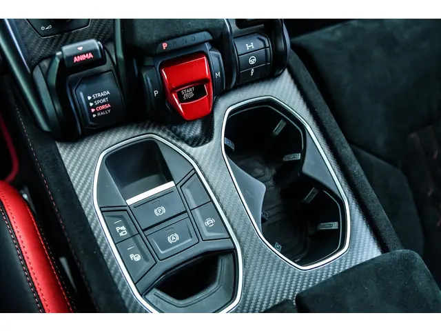 Lamborghini Urus 4.0 V8 Performante 2024 Benzine 32