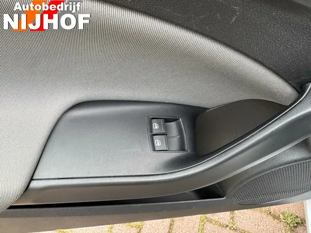SEAT Ibiza ST 1.0 EcoTSI Style Connect 2016 Benzine 28