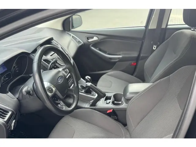 Ford Focus 1.0 EcoBoost 2012 Benzine 13