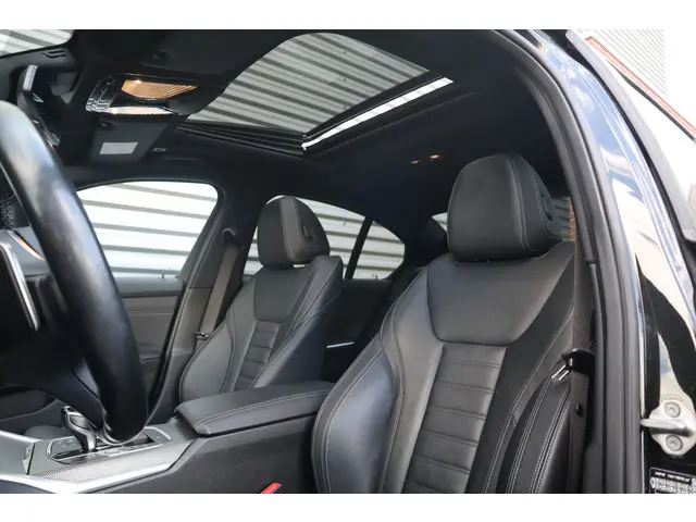 BMW 3 Serie 320e M-Sport 2022 Hybride Benzine 5