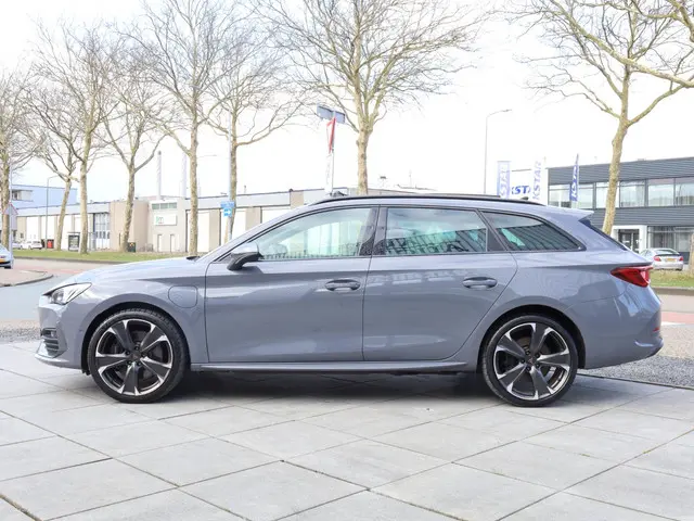 CUPRA Leon Sportstourer 1.4 e-Hybrid 2021 Hybride Benzine 2