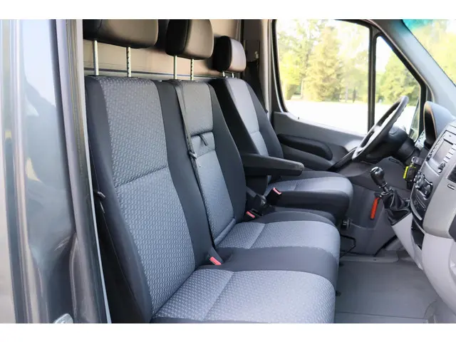 Volkswagen Crafter 32 2.0 TDI L2H1 2014 Diesel 23