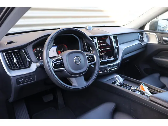 Volvo XC60 T8 AWD Inscription 2021 Hybride Benzine 15