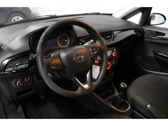 Opel Corsa 1.2 2016 Benzine 16