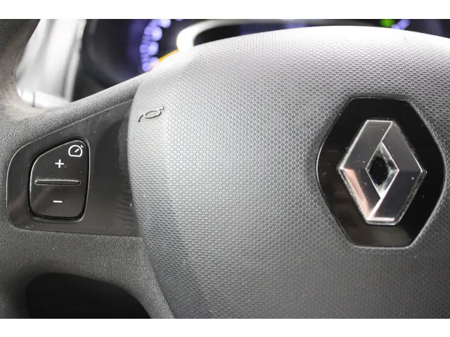 Renault Clio Estate 0.9 TCe Authentique 2014 Benzine 15