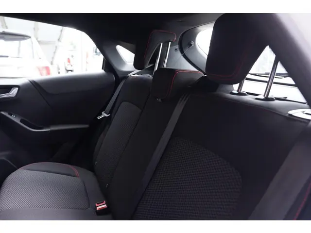 Ford Puma 1.0 EcoBoost Hybrid ST-Line 2023 Benzine 24