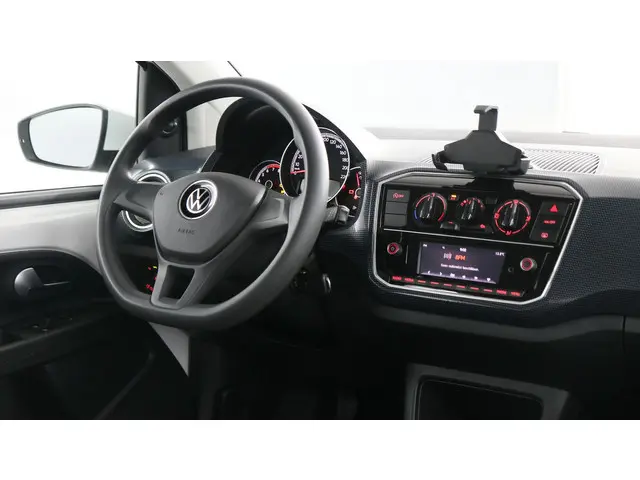 Volkswagen up! 1.0 65pk 2024 Benzine 18