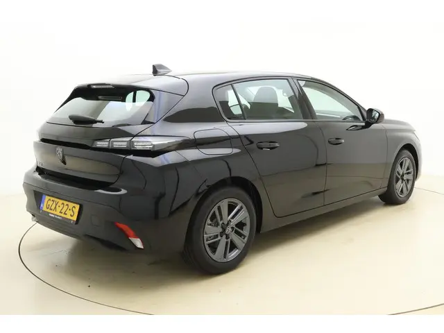 Peugeot 308 1.2T Active Pack Business 130pk 2025 Benzine 2