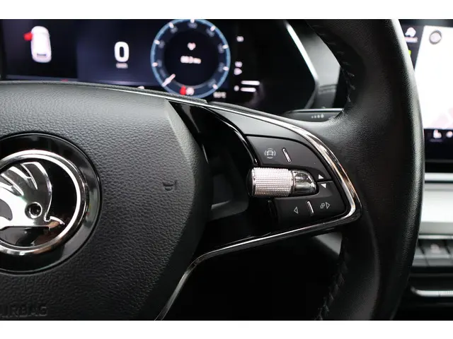 Škoda Octavia Combi 1.0 Business Edition 2022 Benzine 28