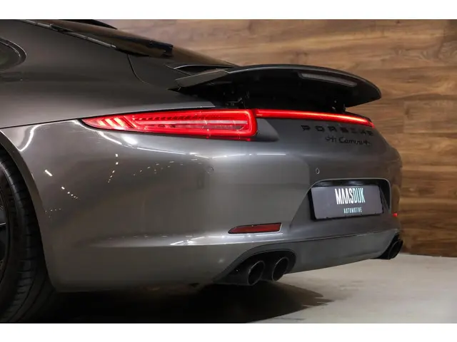 Porsche 911 3.8 Carrera 4S 2013 Benzine 19
