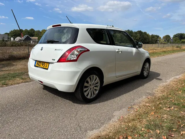 Suzuki Swift 1.2 Comfort EASSS 2013 Benzine 5