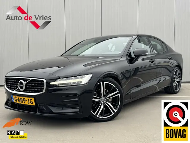 Volvo S60 2.0 T4 R-Design|NL-Auto|Leder|LED|Navi 2019 Benzine