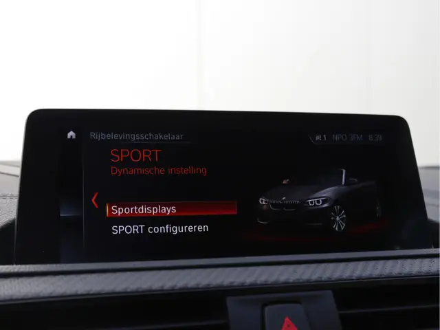 BMW 2 Serie Cabrio 220i High Executive 2021 Benzine 49