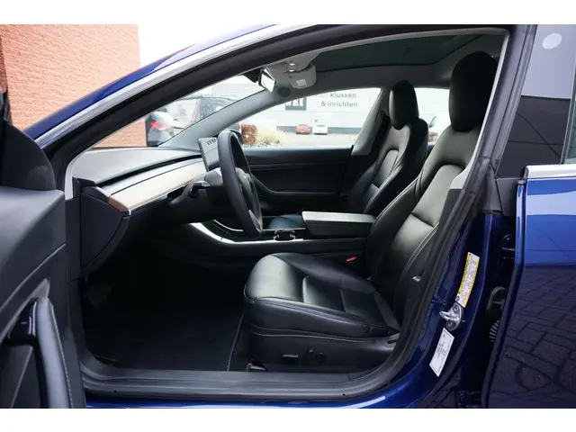 Tesla Model 3 Standard RWD Plus 60 kWh 2020 Elektrisch 17