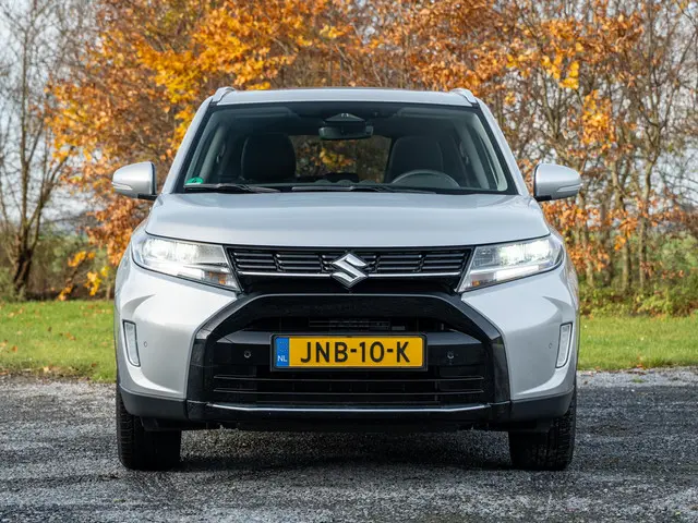 Suzuki Vitara 1.5 Hybrid Style 2025 Hybride Benzine 4