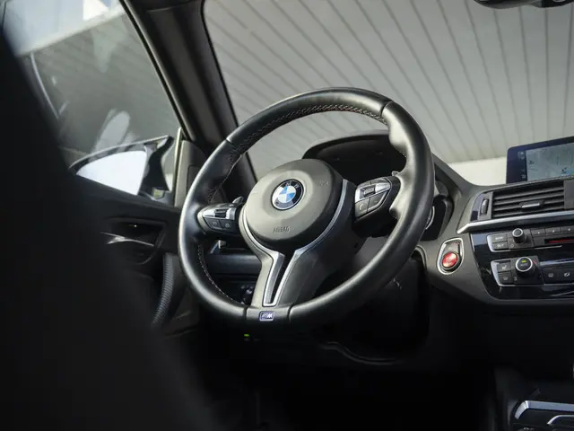 BMW 2 Serie Coupé M2 Competition 2020 Benzine 16