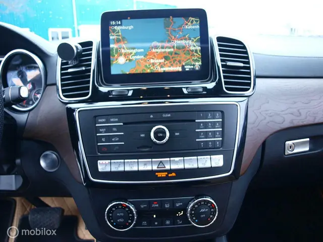 Mercedes-Benz GLS 500 4MATIC 2017 Benzine 25