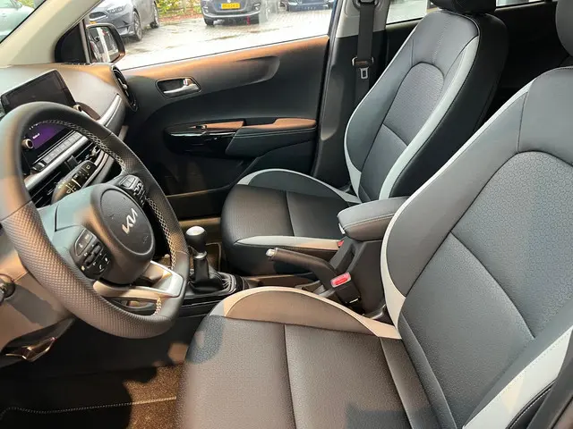 Kia Picanto 1.0 DPI GT-Line -- SNEL LEVERBAAR -- 2025 Benzine 5