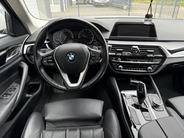 BMW 5 Serie 530i High Executive 2019 Benzine 6