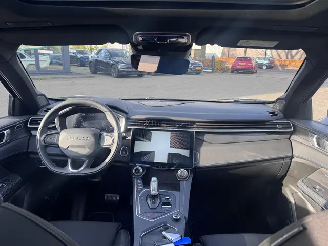 Lynk & Co 01 1.5 2023 Hybride Benzine 14