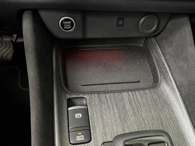 Nissan QASHQAI 1.3 MHEV Xtronic Tekna Plus 2025 Benzine 26