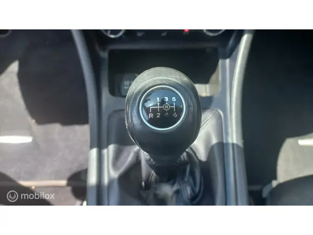 Mercedes-Benz A-Klasse 180 Ambition 4U3 2014 Benzine 11