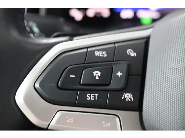 Volkswagen Taigo 1.0 TSI 110pk DSG Life 2022 Benzine 23