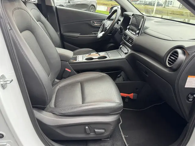 Hyundai Kona EV Premium 64 kWh 2019 Elektrisch 12