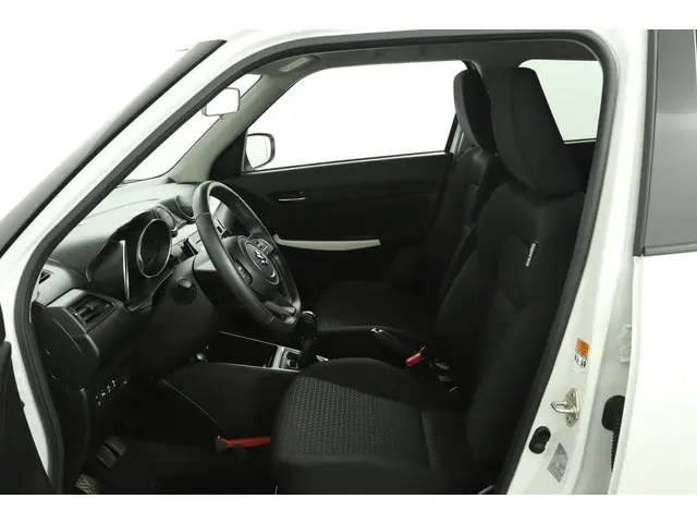 Suzuki Swift 1.2 Select Smart Hybrid 2022 Benzine 17