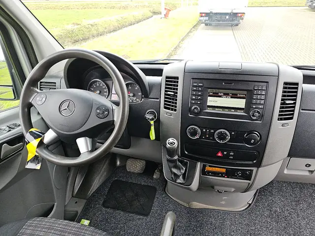 Mercedes-Benz Sprinter 519 2014 Diesel 8