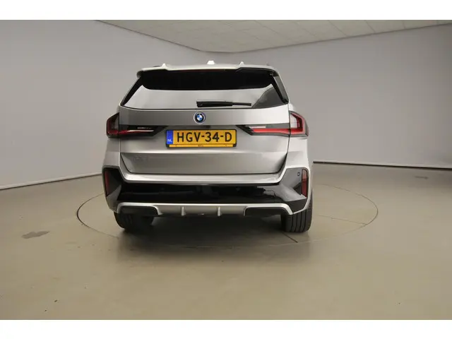 BMW iX1 eDrive20 2025 Elektrisch 3