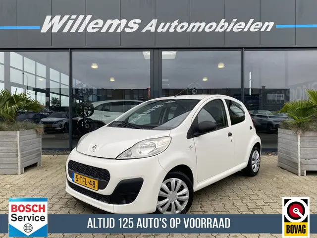 Peugeot 107 1.0 Access Accent 2014 Benzine